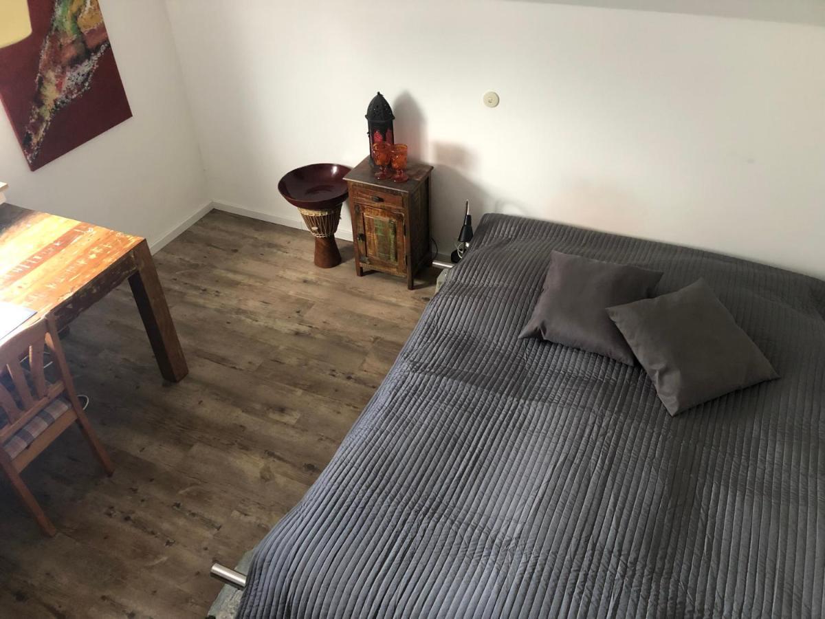 Bel Art Etage Mit Grossem Parkplatz Leilighet Haan Eksteriør bilde