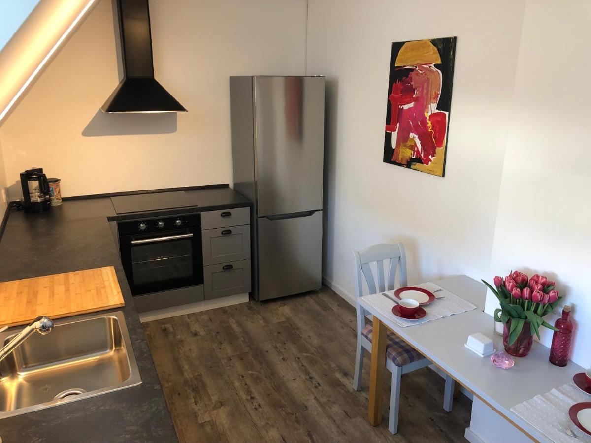 Bel Art Etage Mit Grossem Parkplatz Leilighet Haan Eksteriør bilde